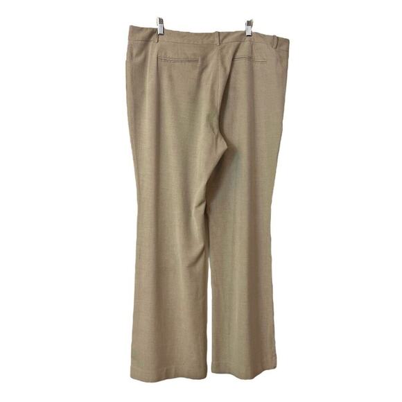 Worthington Women’s 2 Pair Pants Modern Fit Mid Rise Olive Green Tan Size 18 - Picture 3 of 10